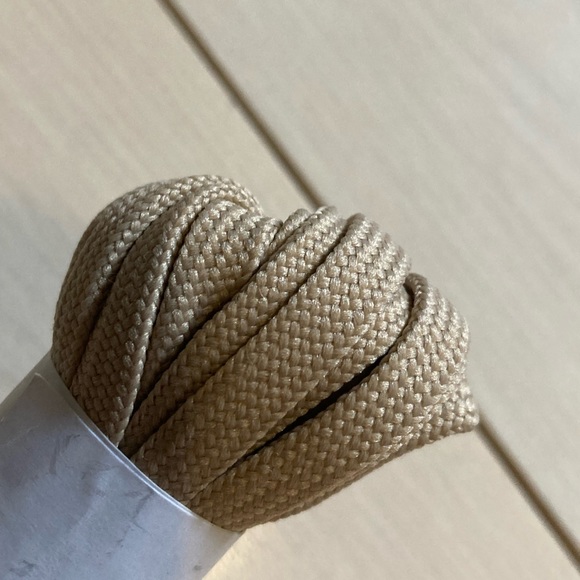 Moxi Stock Lolly Replacement Oyster Rollerskate Laces 90" - Picture 4 of 5